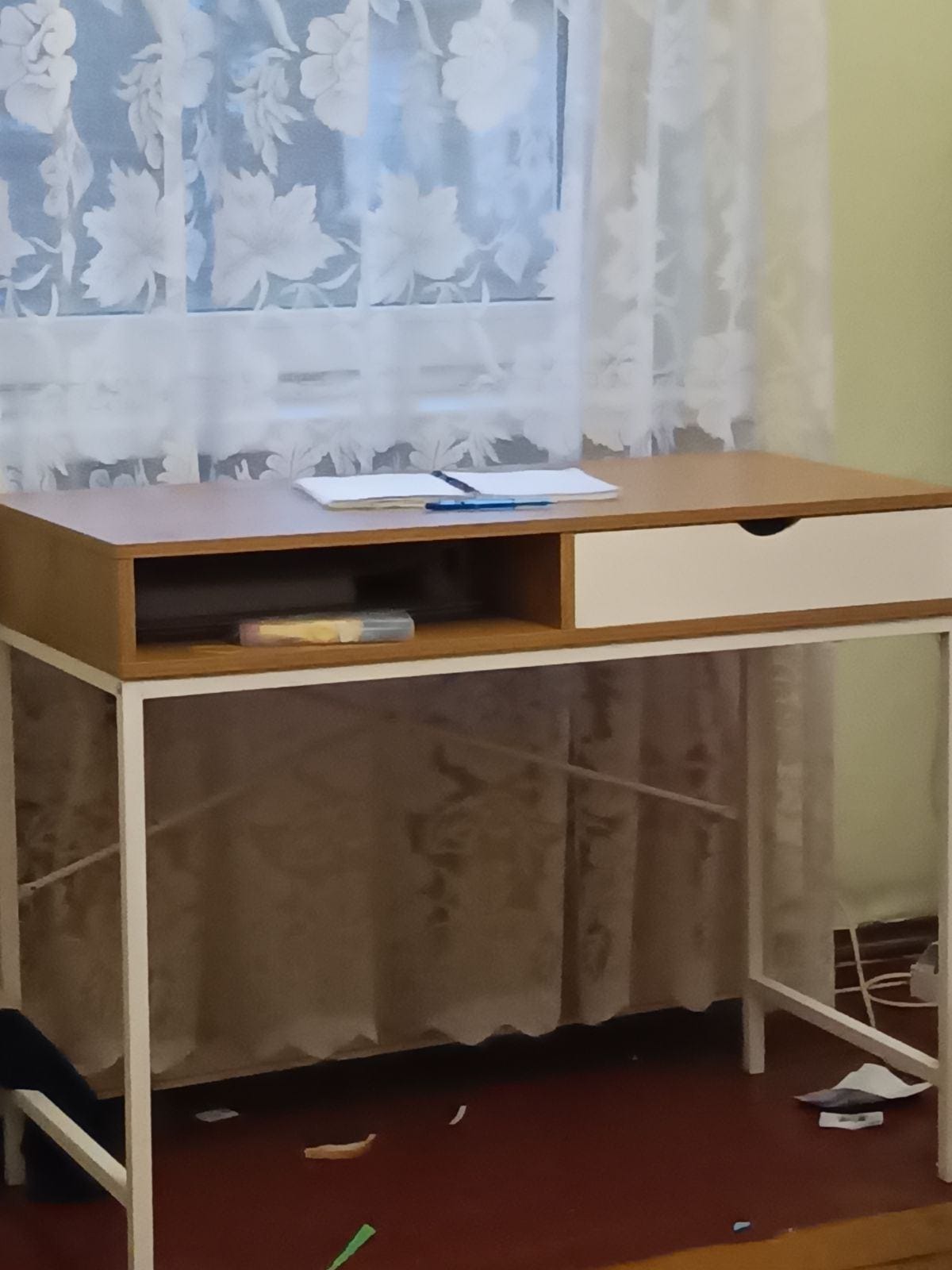 Łóżko i biurko dla Natalki